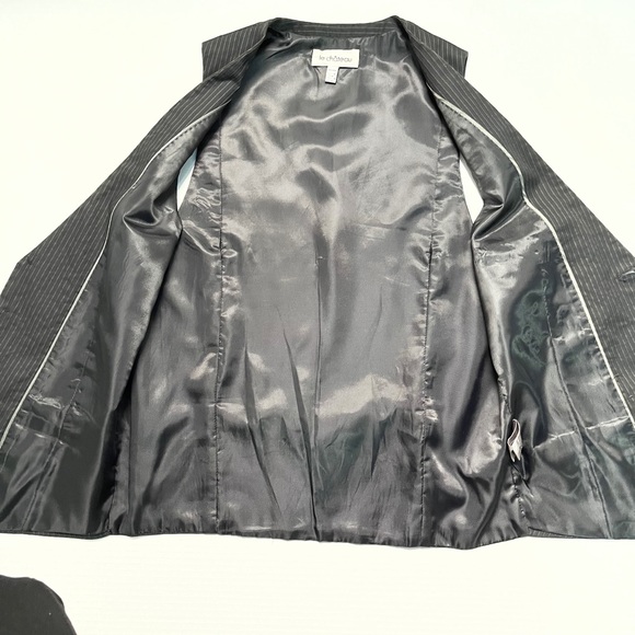 La chateau men suit vest - Picture 4 of 9